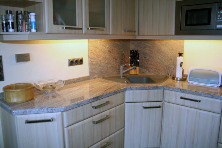 Bad und Küche – Natursteine Eldagsen